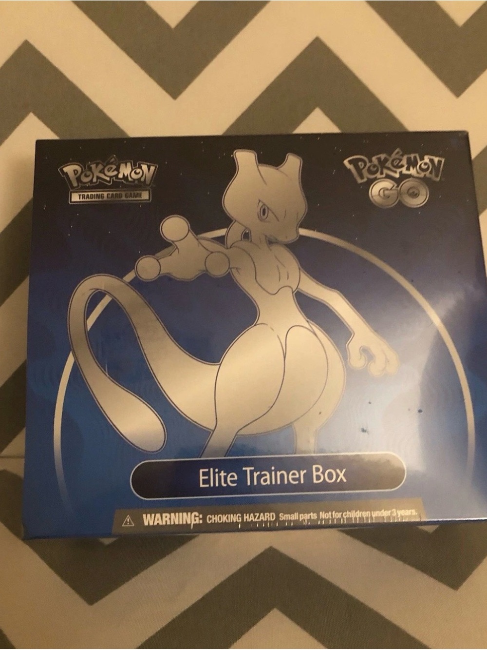Pokemon Elite Trainer Box – Blue & Silver Mewtwo Artwork